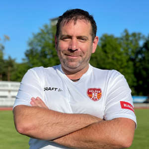 Matthias "Ikke Hüftgold" Distel